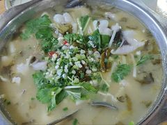 -廖哥泡椒兔(峨眉店)