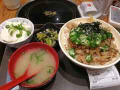 -食其家·牛丼咖喱(金桥太茂店)