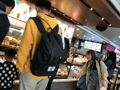 -星巴克(浦东机场T2到达店)