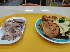 -沛锋昶牛肉面·中国兰州牛肉面体验店