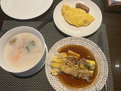 -深圳温德姆至尊酒店·大堂吧·户外花园