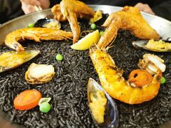 西班牙传统墨鱼汁海鲜饭-四季天方包子