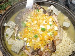 -吞鱼兽麻辣烤鱼(万达店)