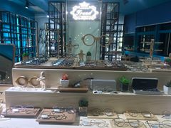 -Trend1881视光·蔡司视觉(领展广场店)