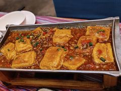 -香巴拉云南餐厅(华莱坞店)