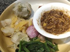-山里屯铁锅炖(哈尔滨中央大街店)