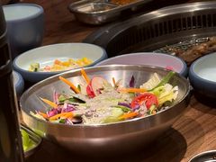 -明洞阿姨·韩式酱蟹烤肉·创意料理(三元桥店)