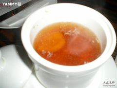 例汤（无花果猪展汤）-广州花园酒店-凌璇阁360度高空海鲜自助餐CAROUSEL