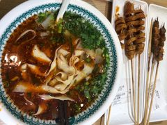 传统牛肉拉面-清真·西域伙伴牛肉面·羊肉串(融创店)