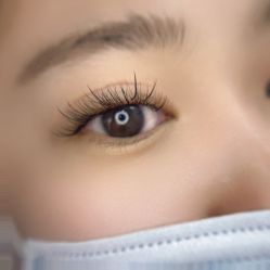 -花系美·美甲美睫精品店