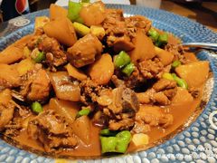 -俭寨大盘鸡·手抓肉·烧烤新疆菜(乌苏路店)