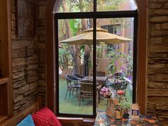 -月亮眼花园餐厅书吧酒吧