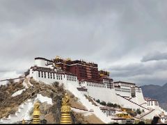 -布达拉宫