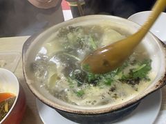 -小许三鲜砂锅馄饨店(家多乐烟酒店)