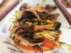 -毛辣果·贵州红酸汤牛肉火锅(西单店)