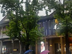 -杭州西湖银泰百货