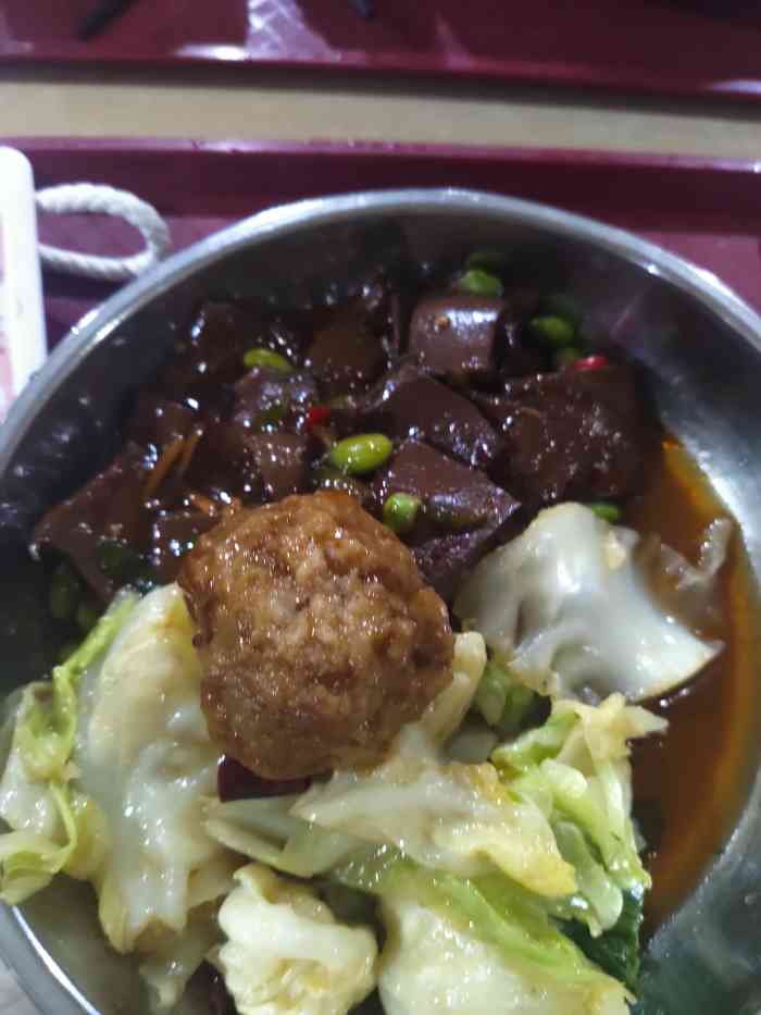 北京大学-燕南食堂-"干净卫生是首要的,然后是便宜,但是不收现.