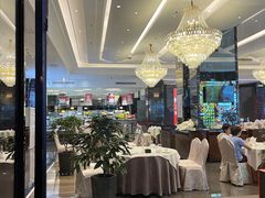 -万龙洲海鲜(大兴绿地缤纷城店)