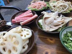 -周幺妹重庆老火锅(银泰城总店)