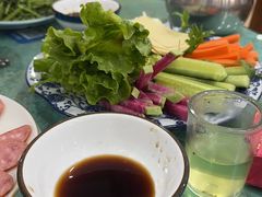 -鹤乡东北菜(崮山路店)