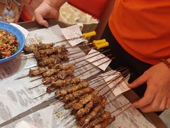 -小董哥烤串·爆汁大油边(故宫店)