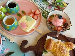 -水桶王国主题餐厅·聚会·生日派对·亲子活动·家庭套餐(亚龙湾希尔顿店)