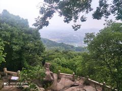 -灵岩山风景区