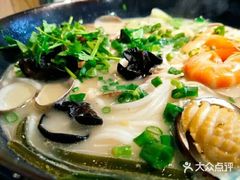 -蒙小妹骨汤饭.米线(新光路店)