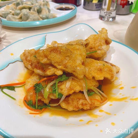 聚八方东北菜饺子馆(龙湖大道店)