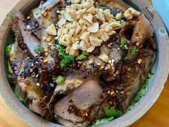 夫妻肺片-莲餐厅·湖北菜·潜江小龙虾店(愚园路店)