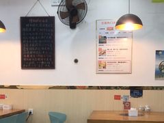 -老何家后安粉·糟粕醋海鲜火锅(三亚湾椰梦长廊店)