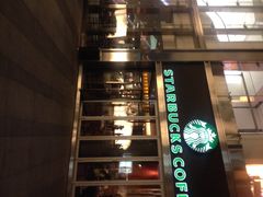 星巴克(恒隆店)-星巴克臻选(济南恒隆店)