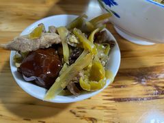 -越洋肖氏老米线(杨家坪店)