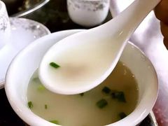 -老来福·非遗酸汤兔(凯旋路店)