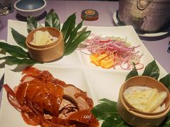 -梧桐北京烤鸭·铜锅涮肉(海岸城店)