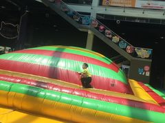 -蒙特利亲子乐园