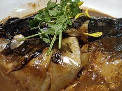 鱼头泡饼3斤-壹零捌道·北京烤鸭(车公庄店)