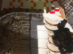 -浪里寻·臻牛养生牛肉火锅(方圆荟店)