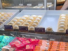 -HappyMiss花满楼·鲜花饼·鲜花茶·伴手礼(上海环球港店)