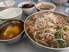 -正宗杨记普洱酸醋米线(总店)