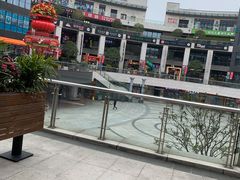 -浦江城市生活广场(江月路店)