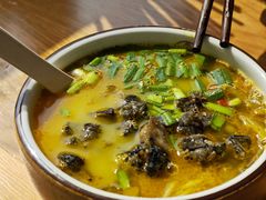 酸汤乌鸡米线-子宸什夹婆乌鸡米线弹子石店(泽科·星泽汇店)