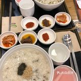 在明洞吃了几次“假本粥