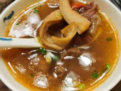-霄汉牛三鲜湖北砂锅菜(万松园2店)