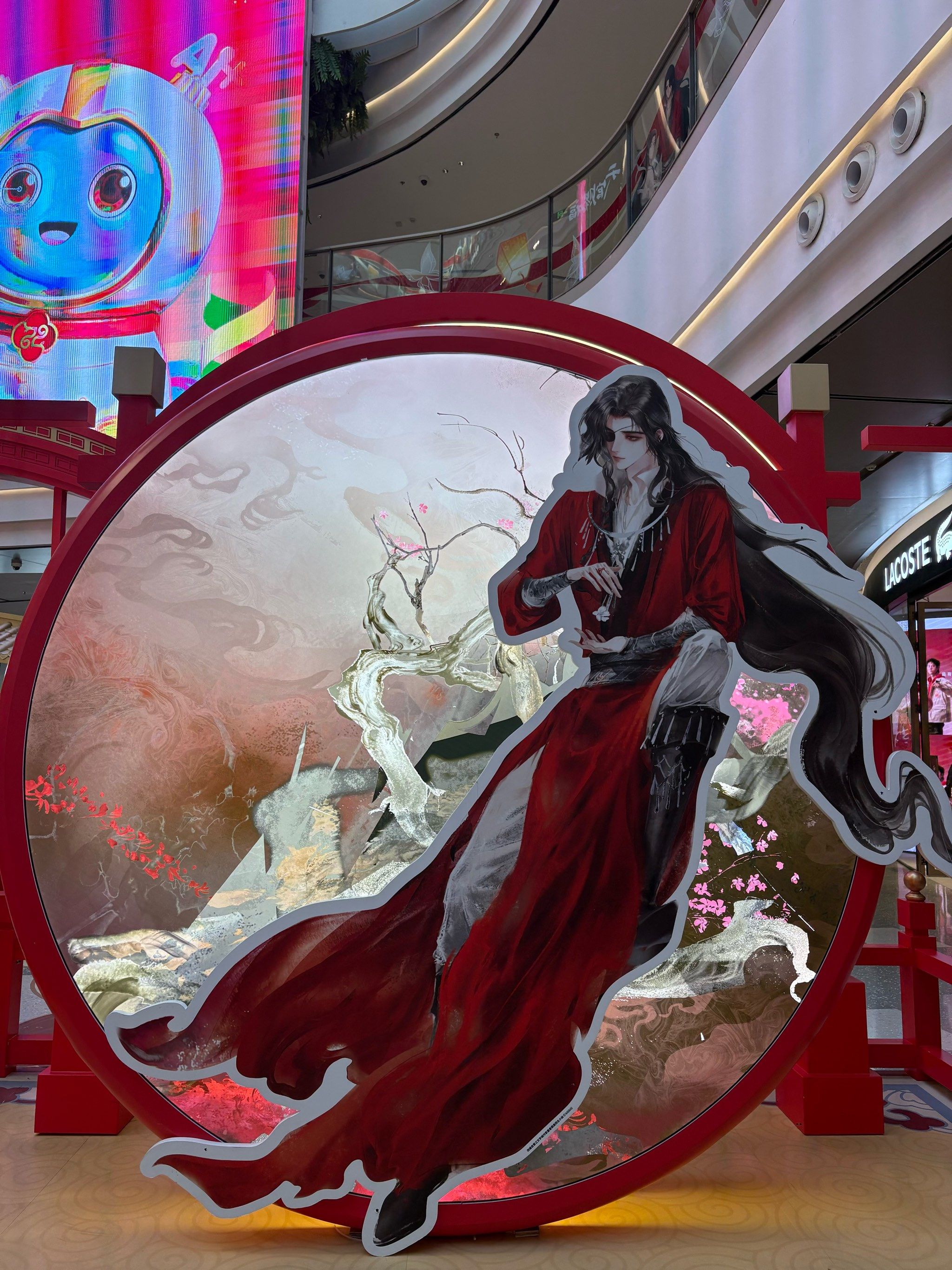 名场面复刻**:如"菩荠观","鬼市"等经典场景搭建,搭配灯光特效,适合