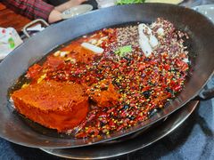 红锅-星鸿社重庆老火锅(燃灯寺分店)