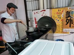 -陆师傅砂锅烫菜(圆通街店)