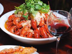 红酒-索菲特西湖大酒店·香榭丽全日候餐厅(南山路店)