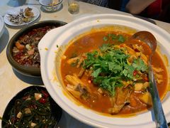 千岛湖有机胖头鱼-魏铭鱼头捞饭(晋阳路店)