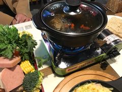 -静香HOUSE·全时段融合餐厅(七星欢乐颂店)